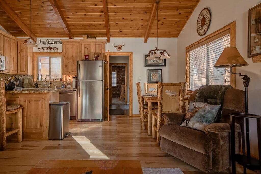 Photo of Livingroom in Big Bear City