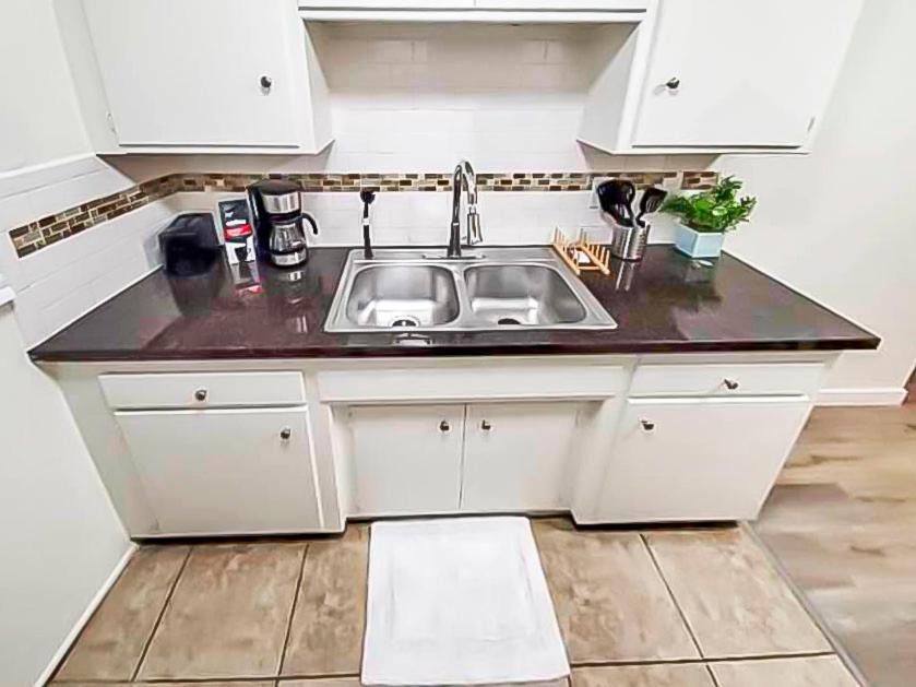 Photo of Kitchen in Studio City