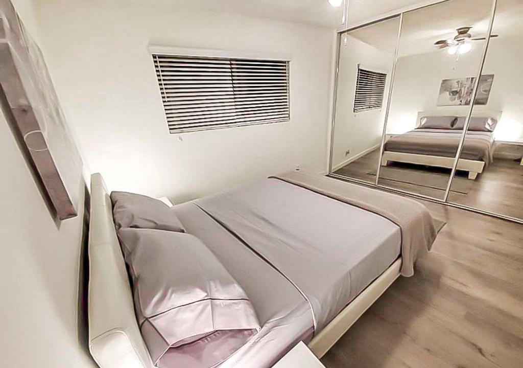 Photo of Bedroom in Studio City