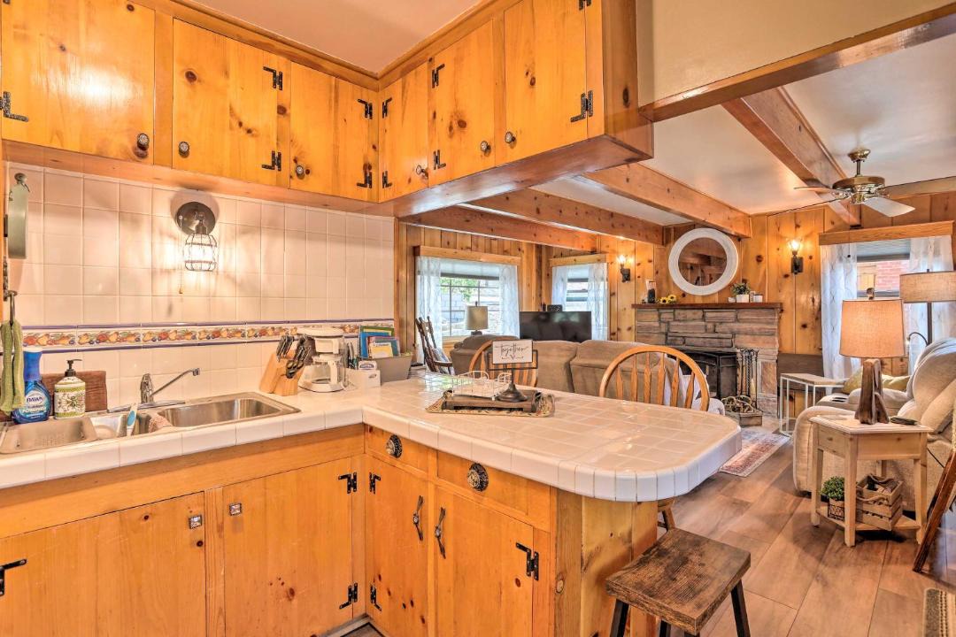 Photo of Kitchen in Wrightwood