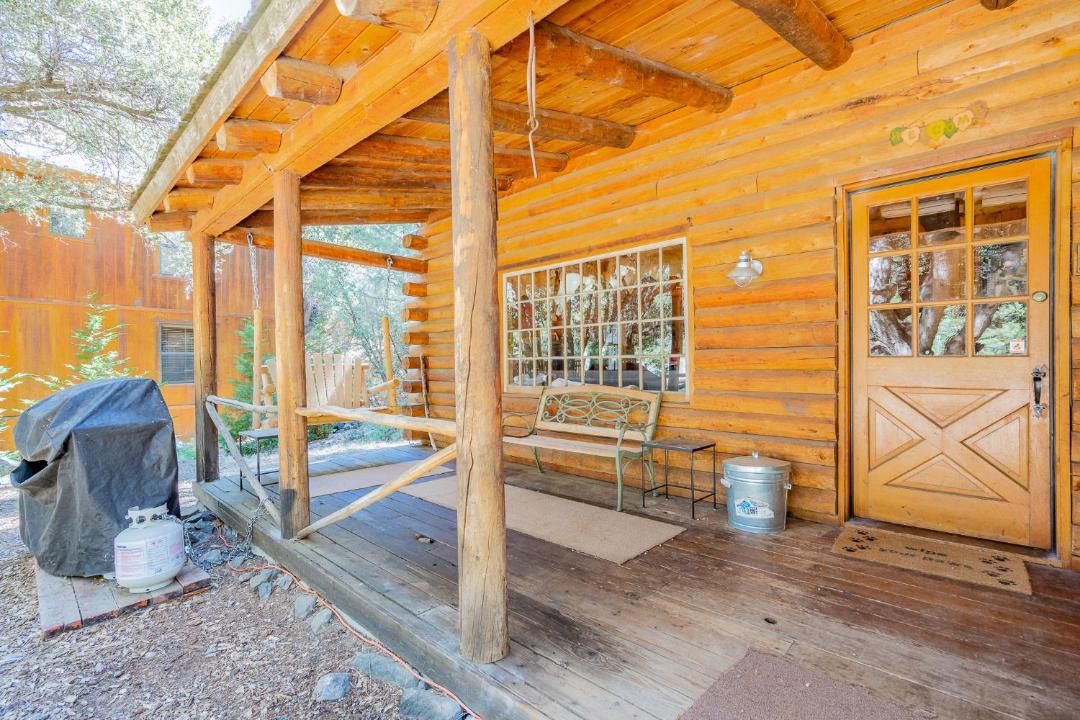 Photo of Livingroom in Pine Mountain Club