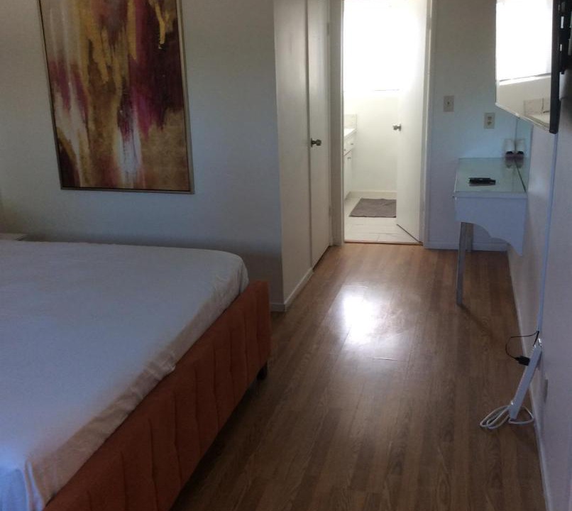 Photo of Bedroom in Valley Glen