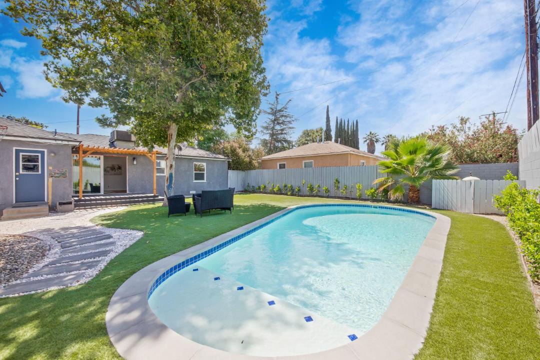 Photo of Outdoor in Reseda
