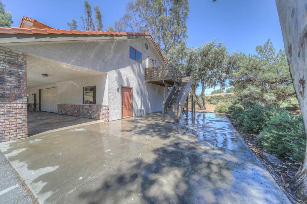 Photo of Buildings in Temecula