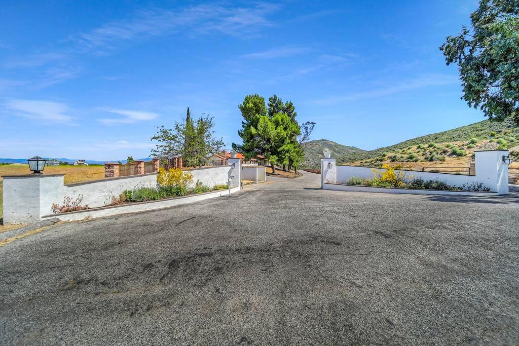 Photo of Buildings in Temecula
