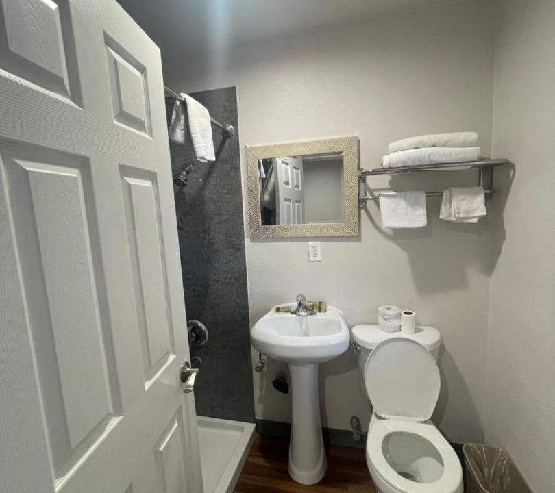 Photo of Bathroom in Alhambra
