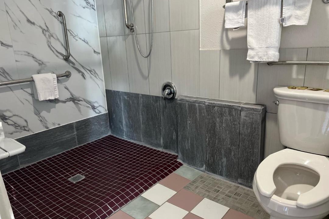 Photo of Bathroom in Alhambra