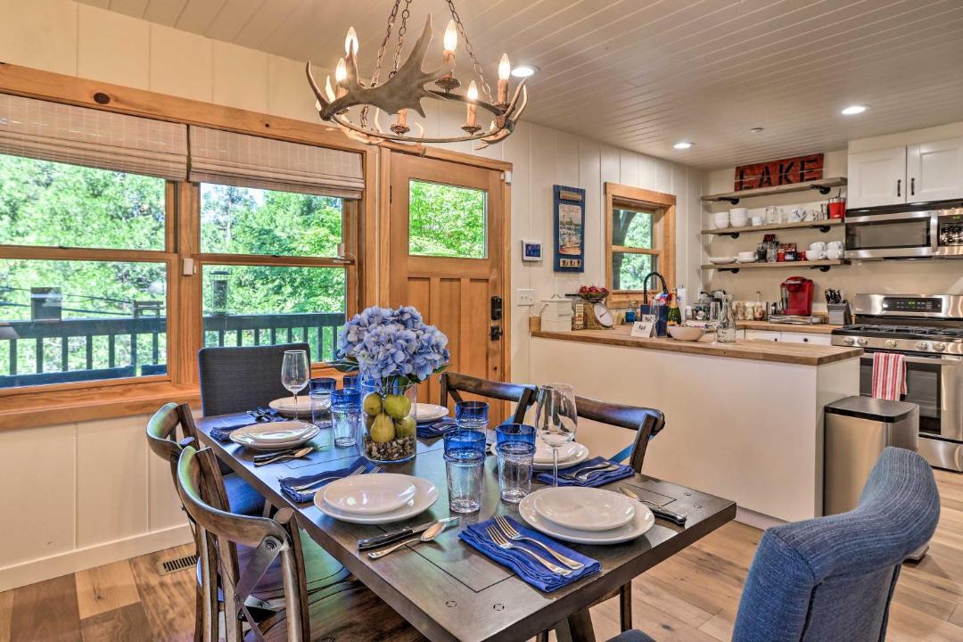 Photo of Kitchen in Cedar Glen