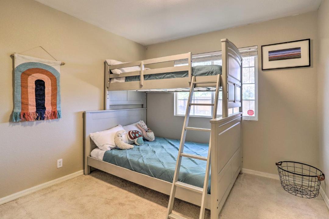 Photo of Bedroom in Joshua Tree