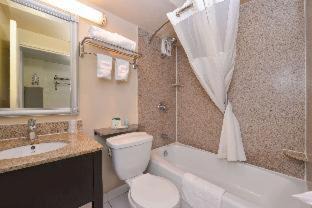 Photo of Bathroom in South Montebello