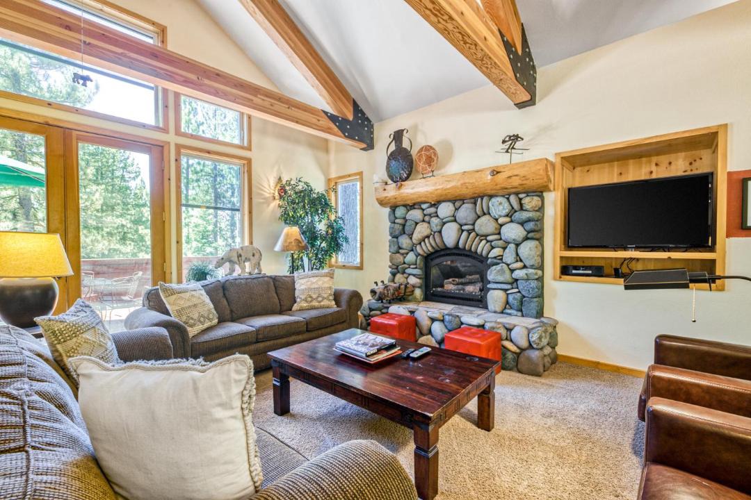 Photo of Livingroom in Truckee
