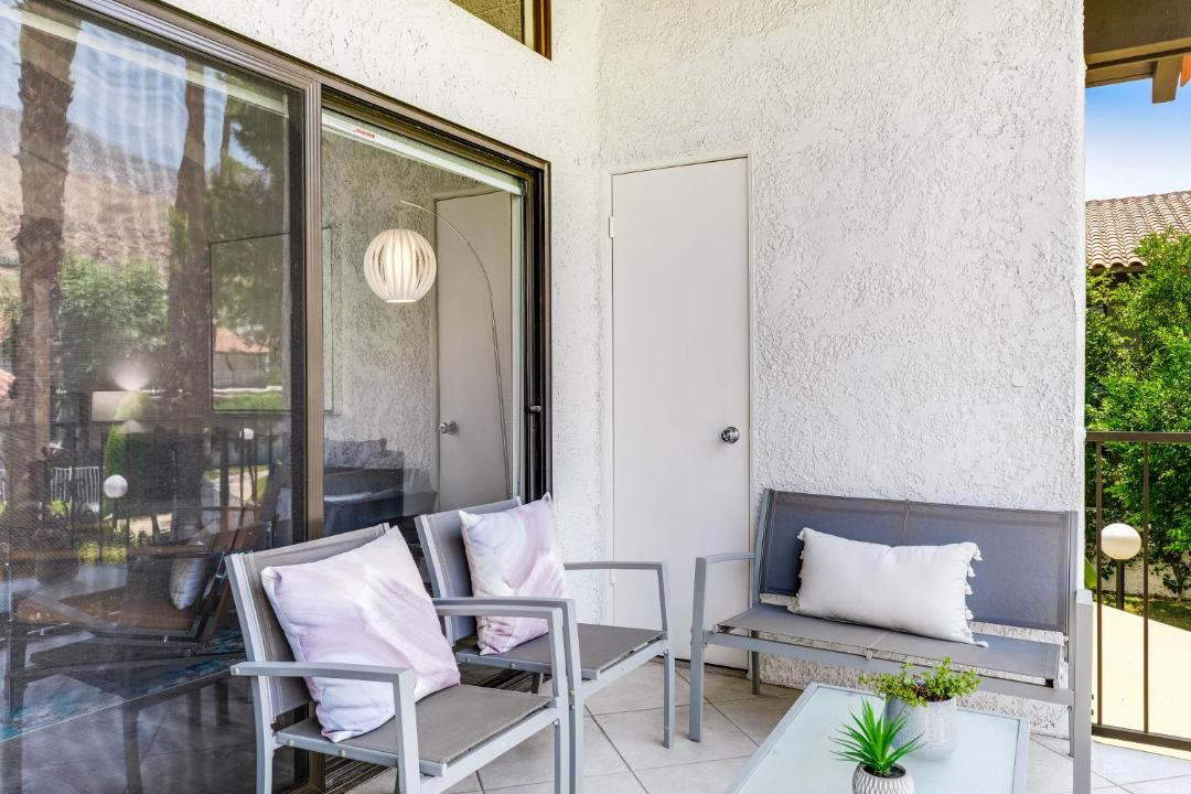 Photo of Patio Balcony in Canyon Corridor