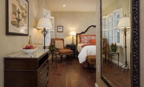 Photo of Bedroom in Monterey