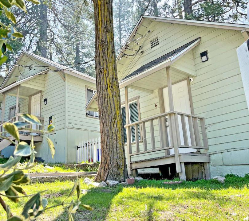 Photo of Others in Crestline