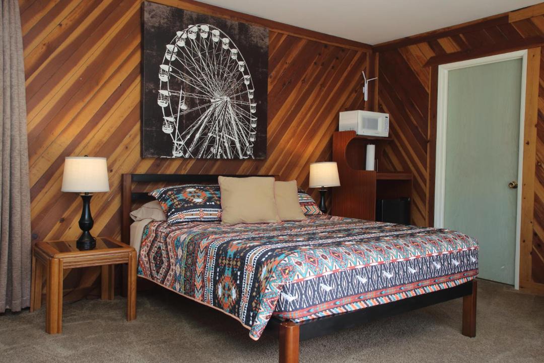 Photo of Bedroom in Kernville