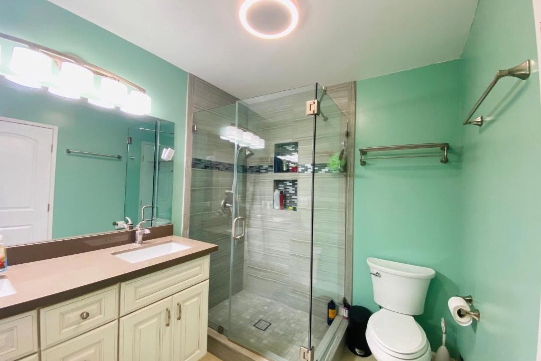 Photo of Bathroom in Costa Mesa