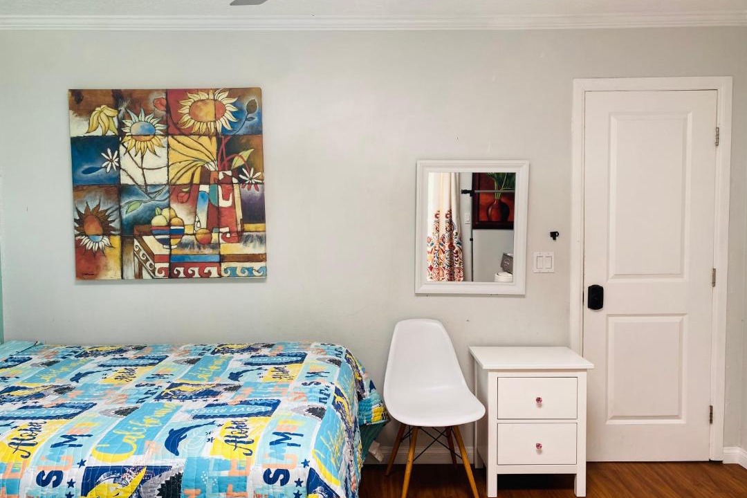 Photo of Bedroom in Costa Mesa