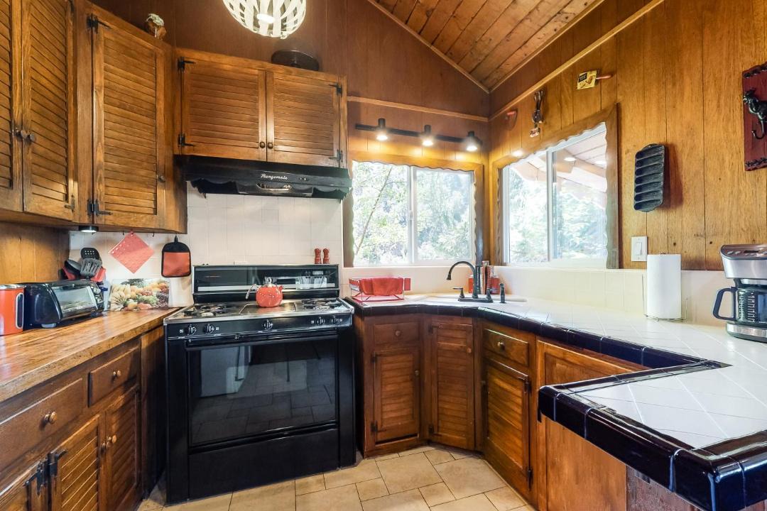 Photo of Kitchen in Crestline