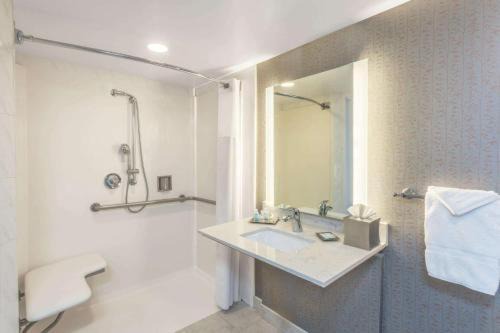 Photo of Bathroom in Visalia