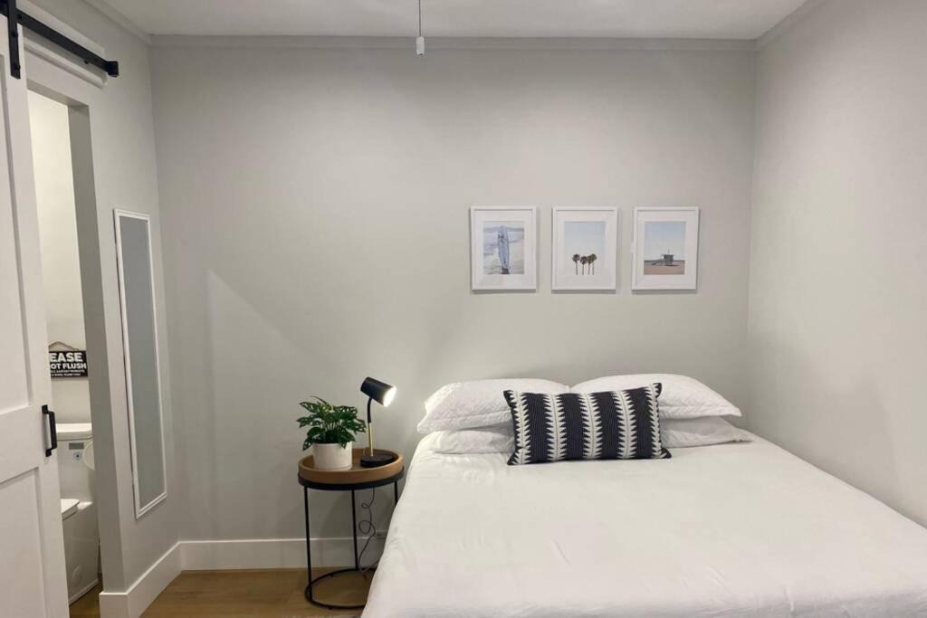 Photo of Bedroom in Huntington Beach