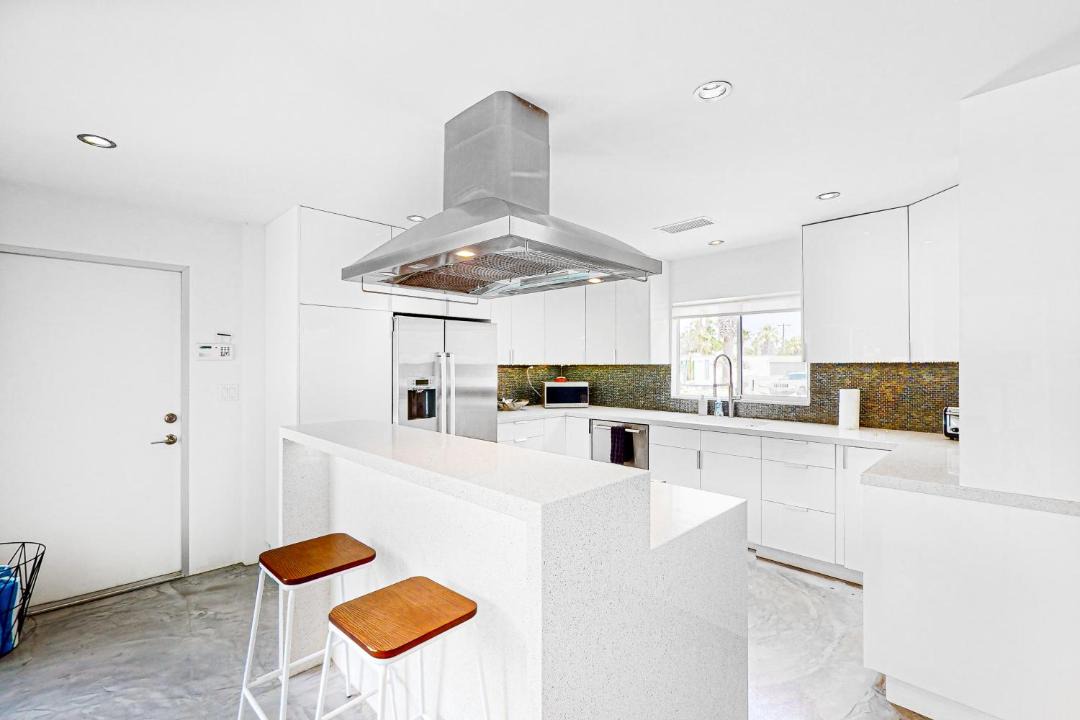 Photo of Kitchen in Racquet Club Estates