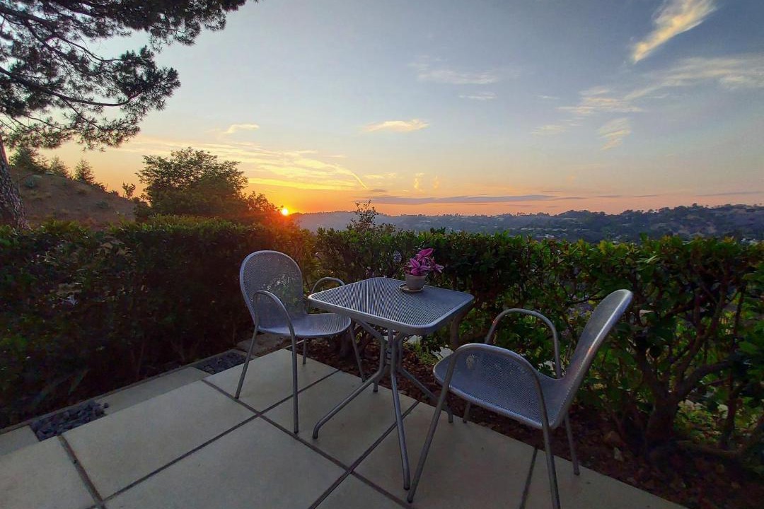 Photo of Patio Balcony in Beverly Hills