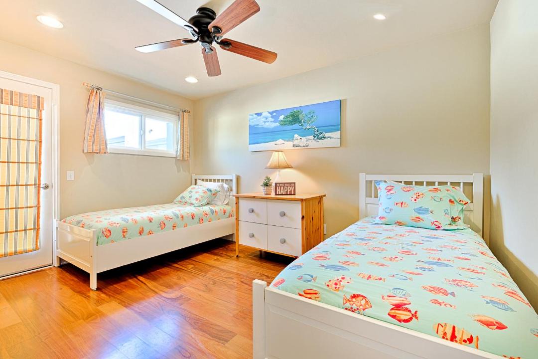 Photo of Bedroom in La Jolla Shores