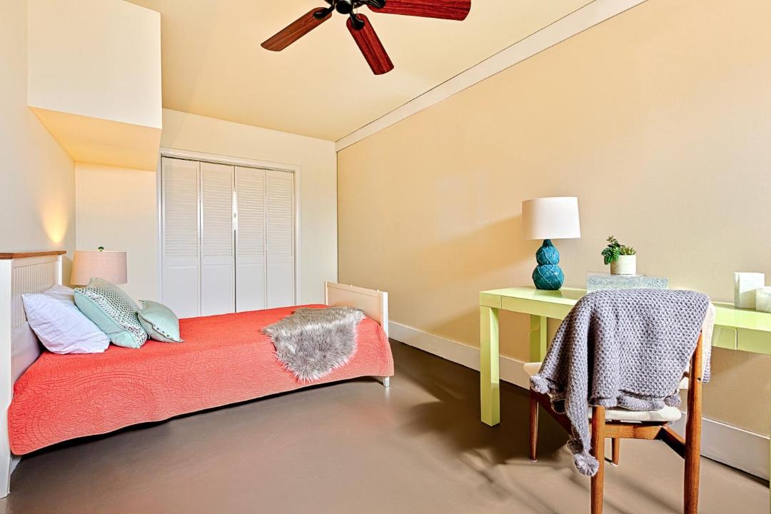 Photo of Bedroom in La Jolla Shores