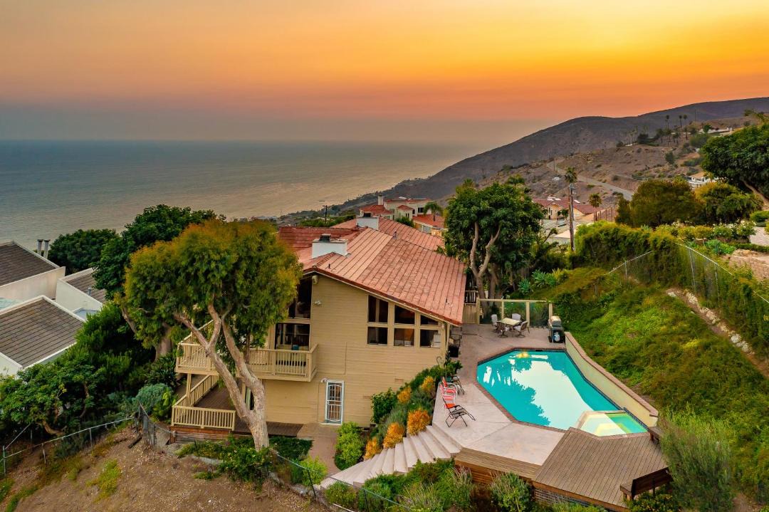 Photo of Others in Eastern Malibu