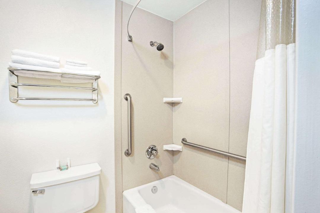 Photo of Bathroom in Banning