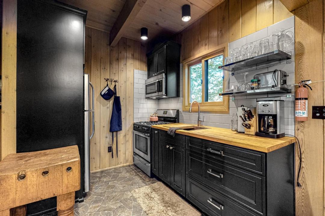 Photo of Kitchen in Arrowhead Villas