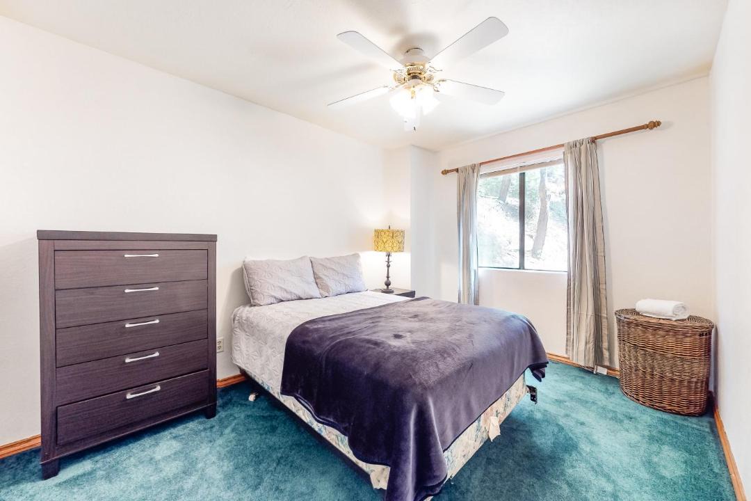 Photo of Bedroom in Arrowhead Villas