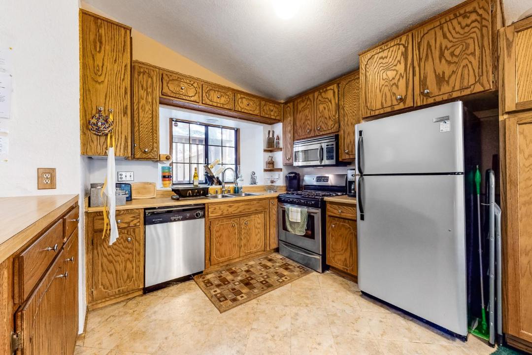 Photo of Kitchen in Arrowhead Villas