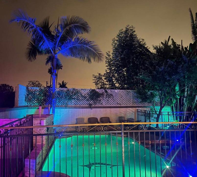 Photo of Others in Del Rey