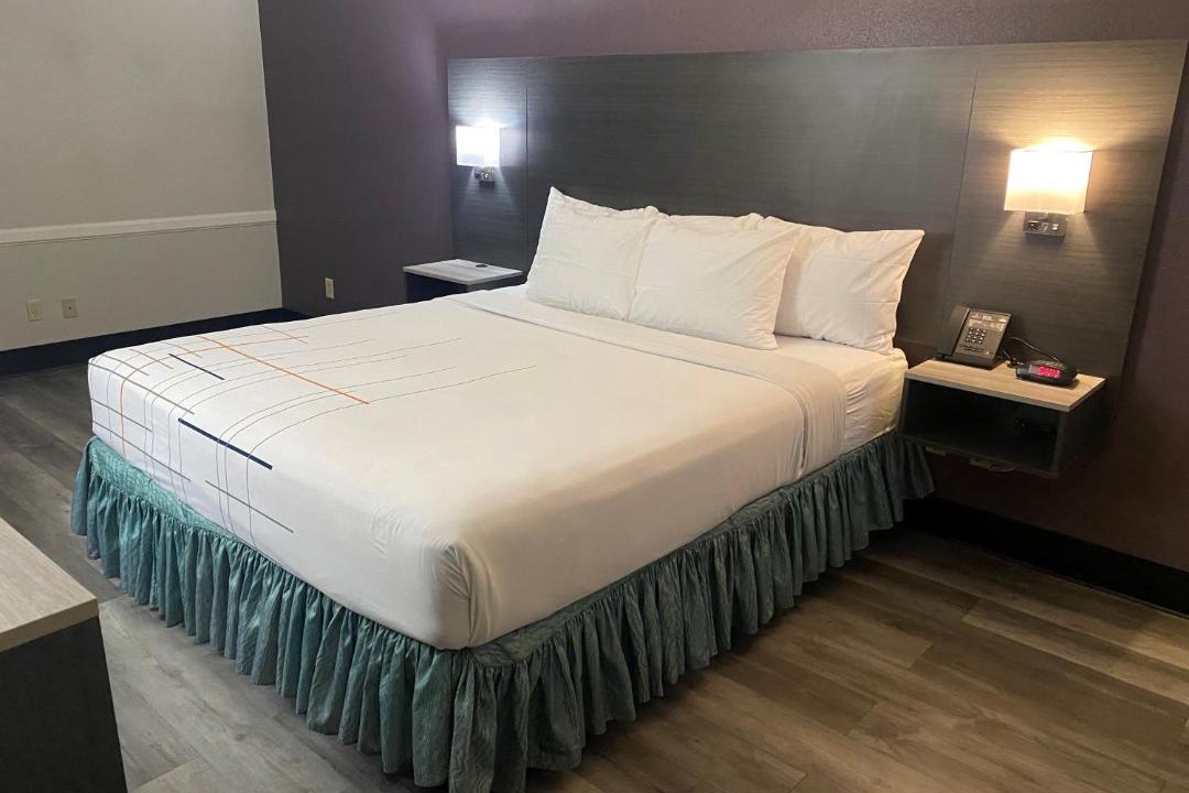 Photo of Bedroom in Bakersfield