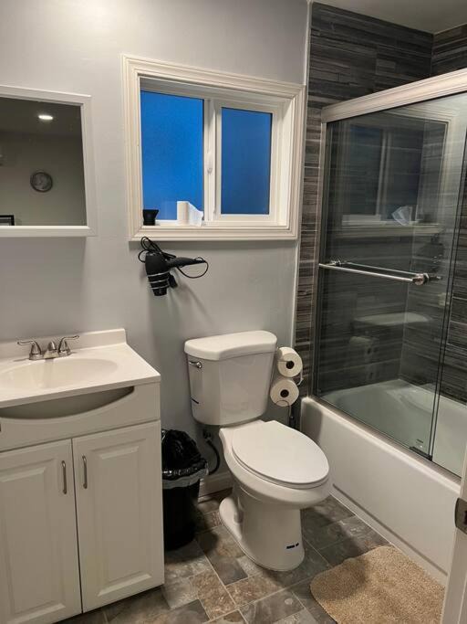 Photo of Bathroom in Fullerton