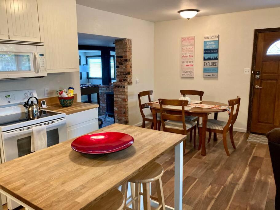 Photo of Livingroom in Mountain Mesa