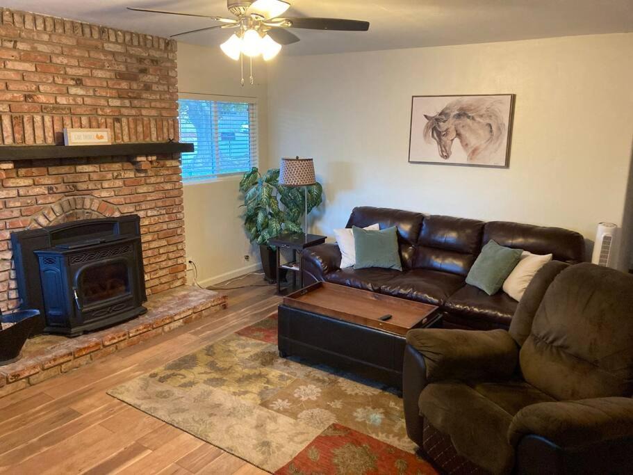 Photo of Livingroom in Mountain Mesa