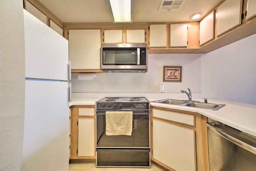 Photo of Kitchen in Cathedral City