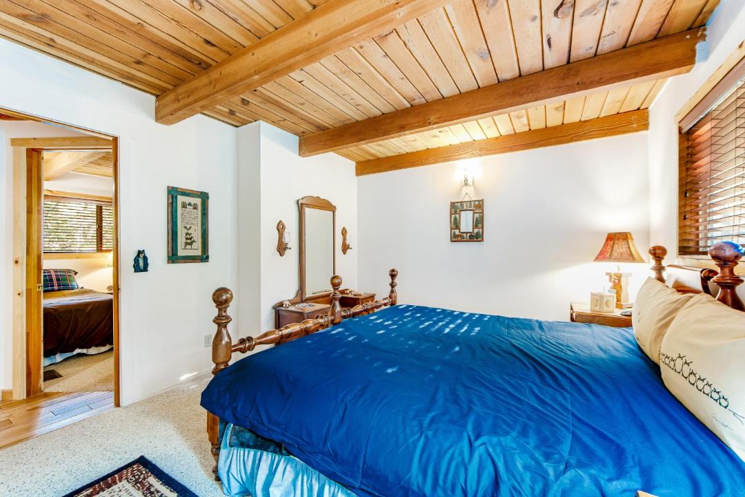 Photo of Bedroom in Arrowbear Lake