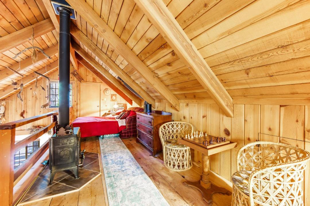 Photo of Livingroom in Arrowbear Lake