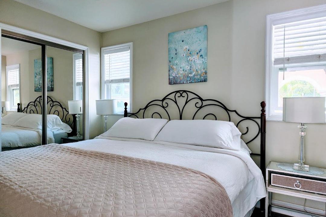 Photo of Bedroom in East Pasadena