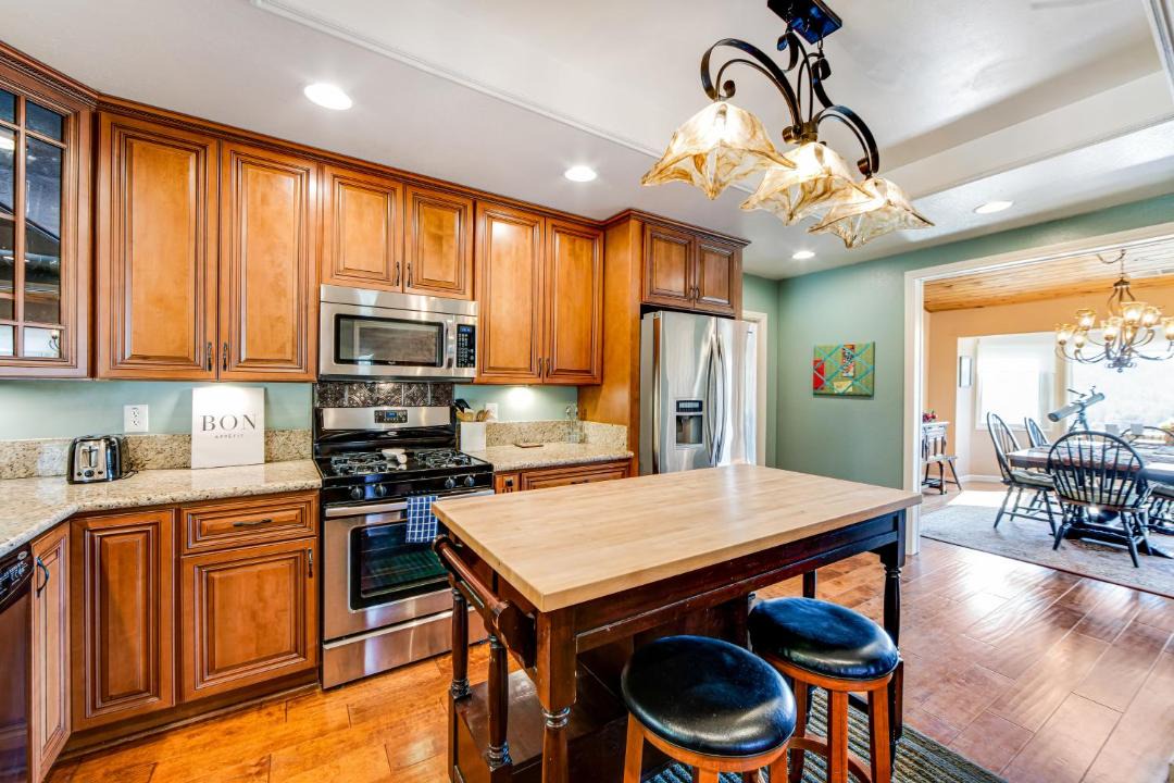 Photo of Kitchen in Crestline