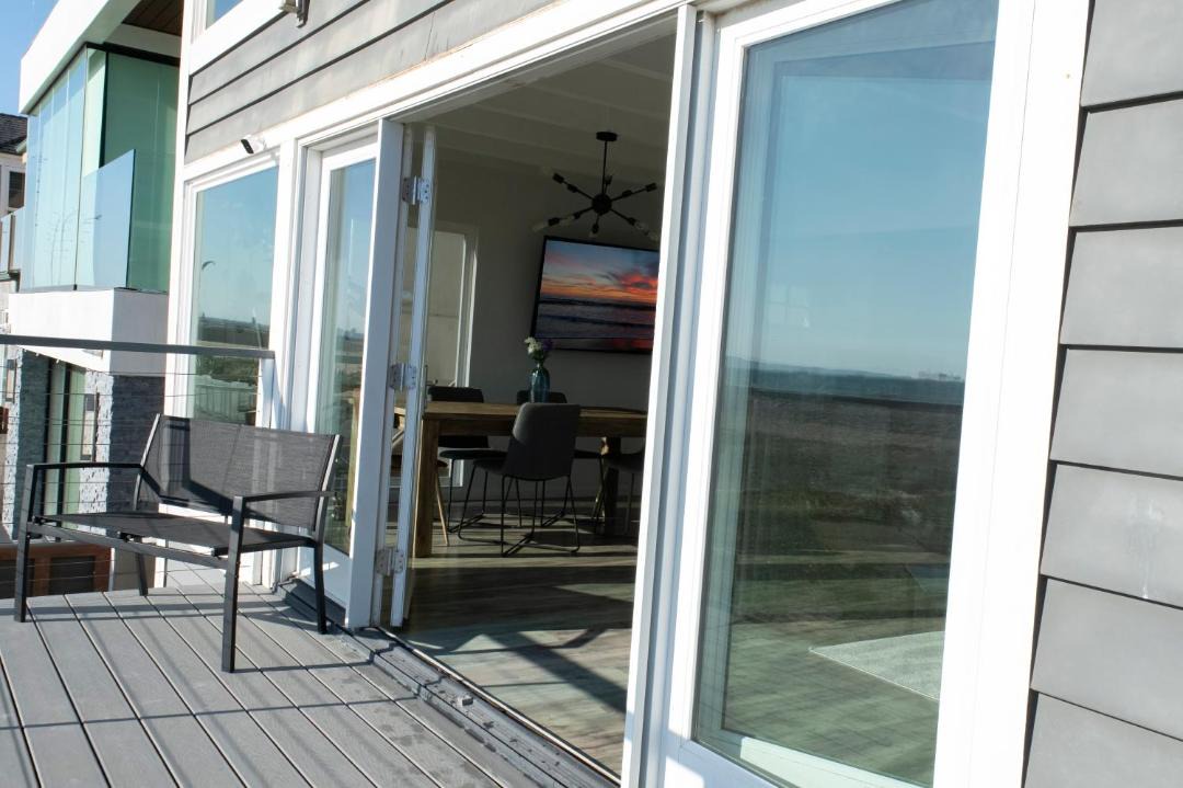 Photo of Patio Balcony in Sunset Beach