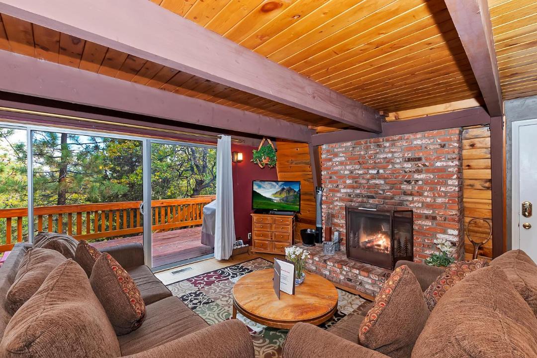 Photo of Livingroom in Upper Moonridge