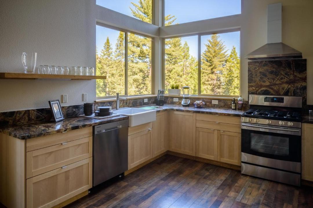 Photo of Kitchen in Yosemite West