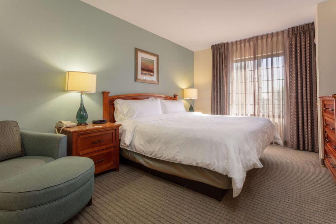 Photo of Bedroom in Anaheim Resort