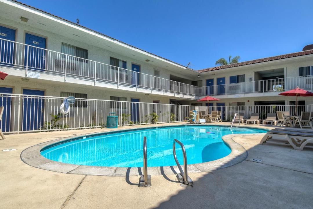Photo of Patio Balcony in Rowland Heights