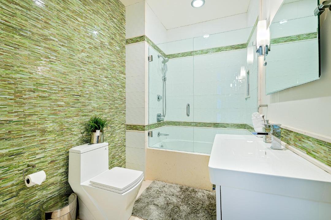 Photo of Bathroom in La Jolla Mesa