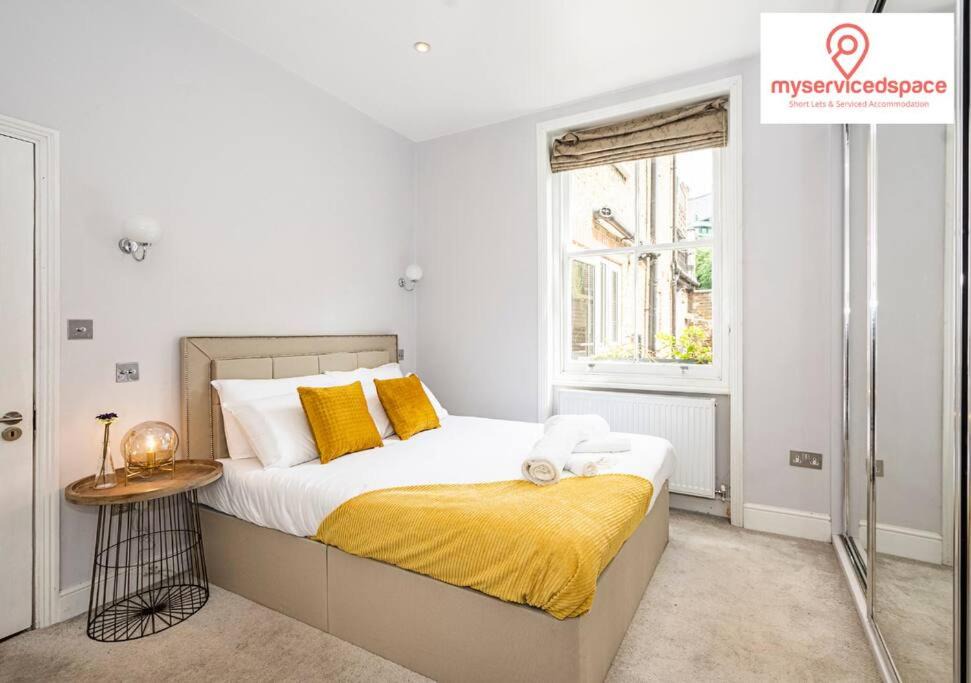Photo of Bedroom in Battersea